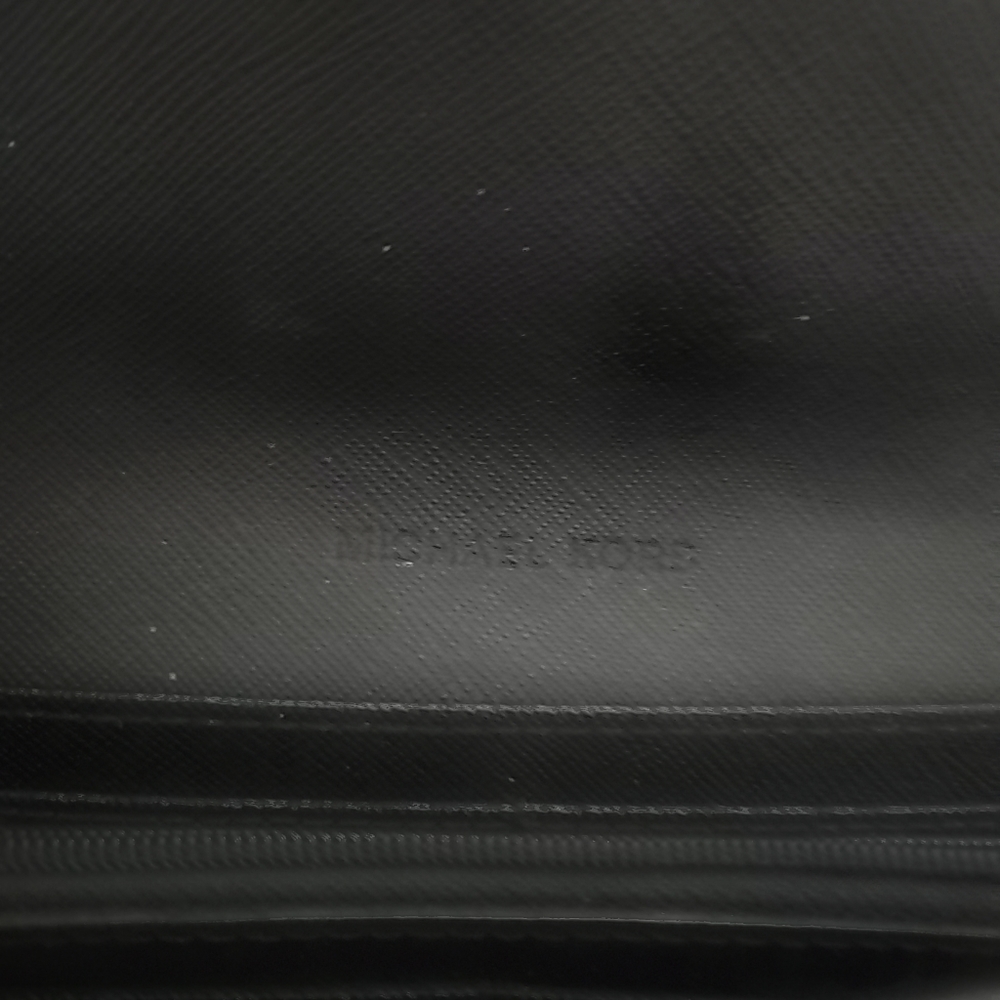 Michael Kors Fulton Wallet - Picture 3 of 11